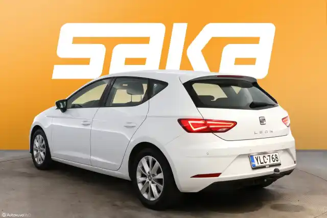 Valkoinen Viistoperä, Seat Leon – YLC-768