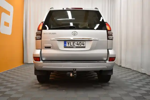 Hopea Maastoauto, Toyota Land Cruiser – YLE-404