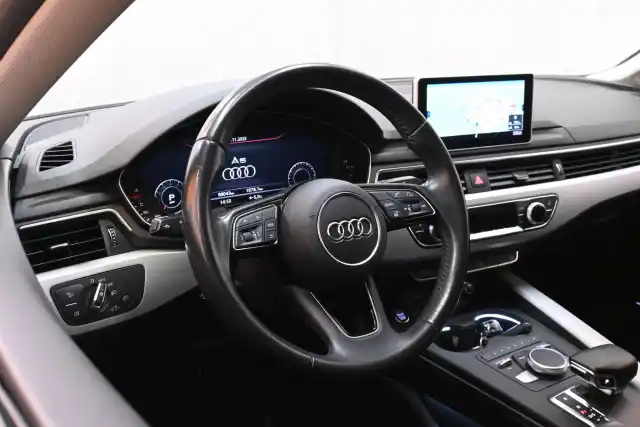 Valkoinen Viistoperä, Audi A5 – YLE-768