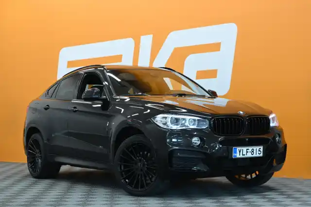 Musta Maastoauto, BMW X6 – YLF-815