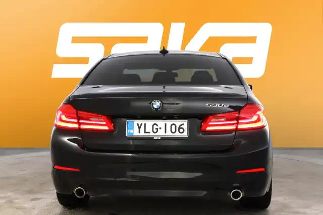 Musta Sedan, BMW 530 – YLG-106