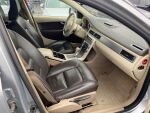 Hopea Farmari, Volvo XC70 – YLH-838, kuva 4