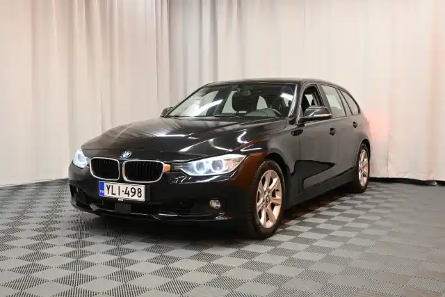 Musta Farmari, BMW 330 – YLI-498