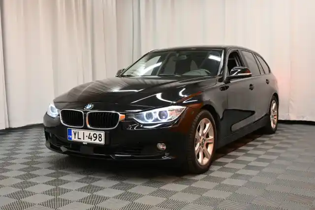 Musta Farmari, BMW 330 – YLI-498