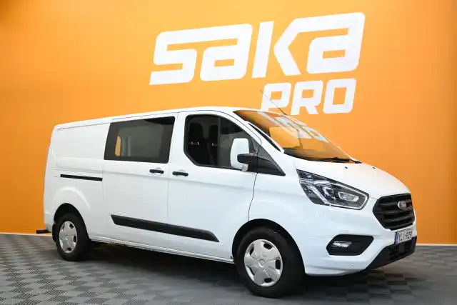 Valkoinen Pakettiauto, Ford Transit Custom – YLI-929