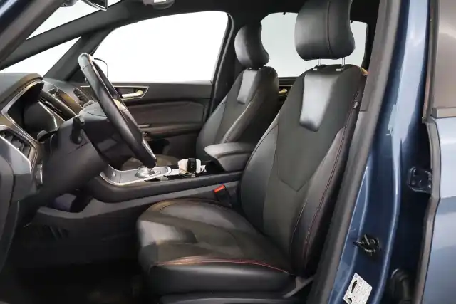 Sininen Tila-auto, Ford S-Max – YLK-261