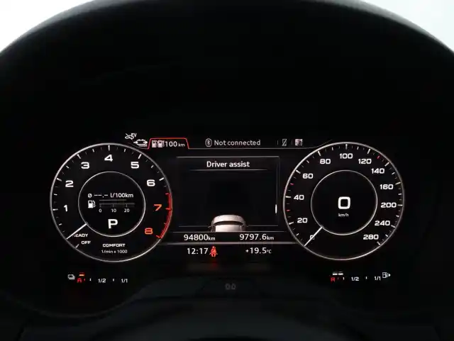 Valkoinen Viistoperä, Audi A3 – YLK-939