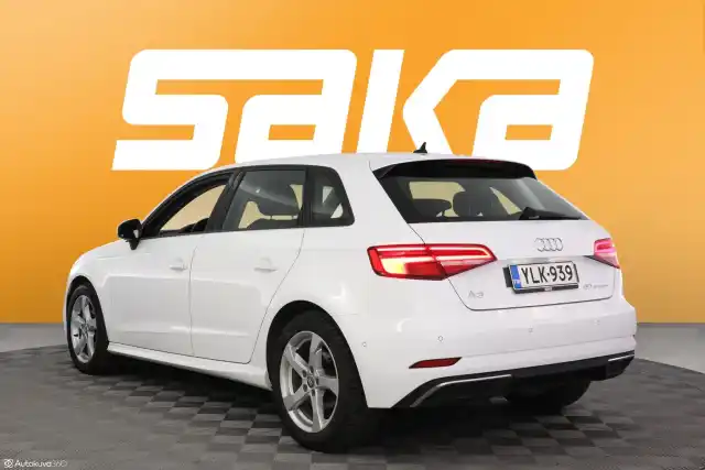 Valkoinen Viistoperä, Audi A3 – YLK-939