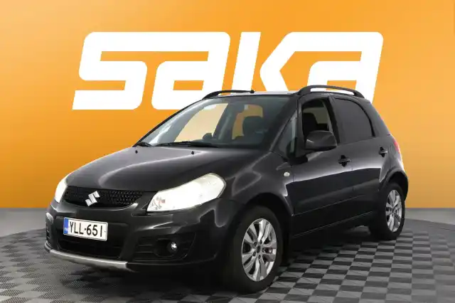 Musta Viistoperä, Suzuki SX4 – YLL-651