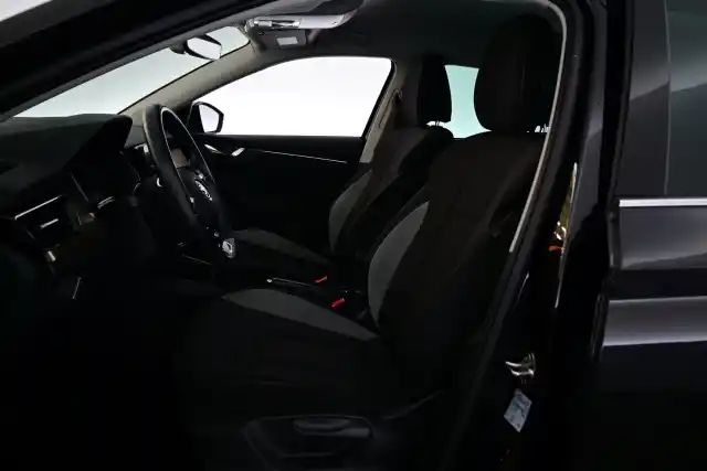 Musta Viistoperä, Skoda Scala – YLM-736