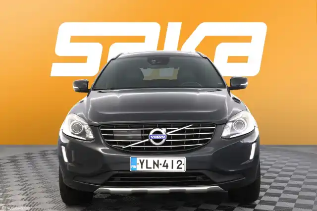 Musta Maastoauto, Volvo XC60 – YLN-412