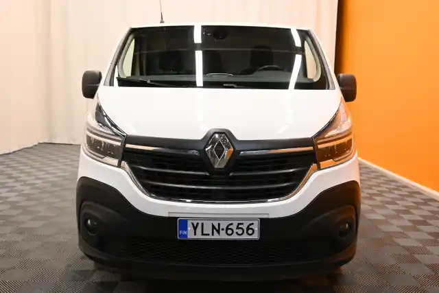 Valkoinen Pakettiauto, Renault Trafic – YLN-656