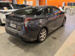 Harmaa Viistoperä, Toyota Prius – YLN-958, kuva 4