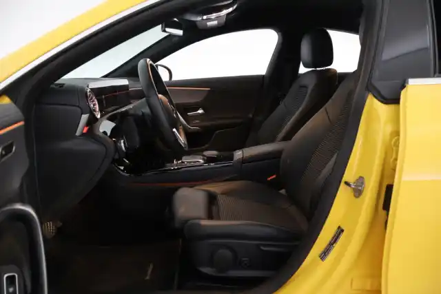 Keltainen Coupe, Mercedes-Benz CLA – YLO-293