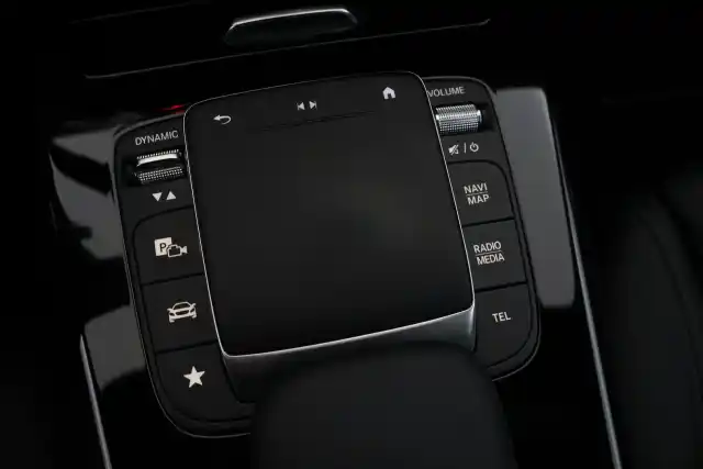 Keltainen Coupe, Mercedes-Benz CLA – YLO-293