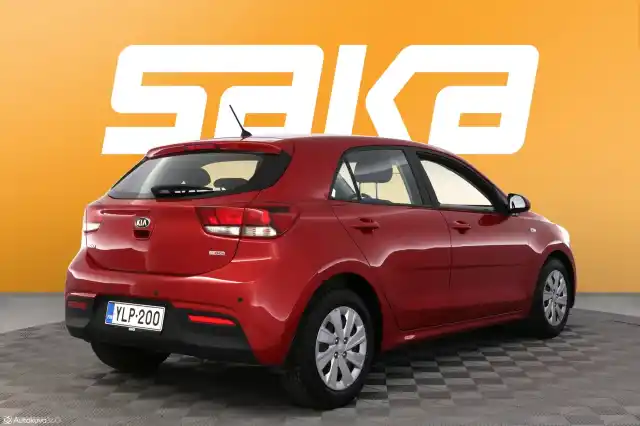 Punainen Viistoperä, Kia Rio – YLP-200