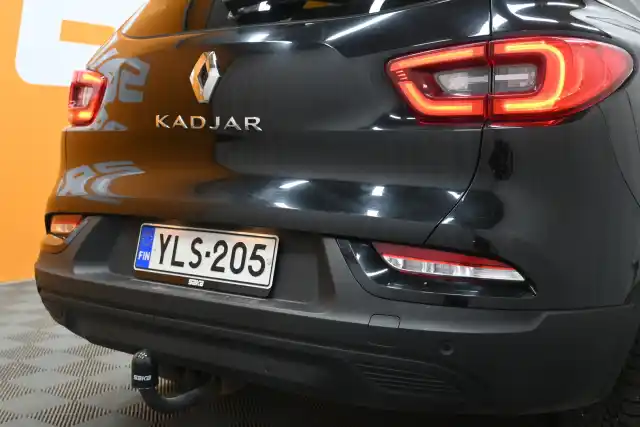 Musta Farmari, Renault Kadjar – YLS-205