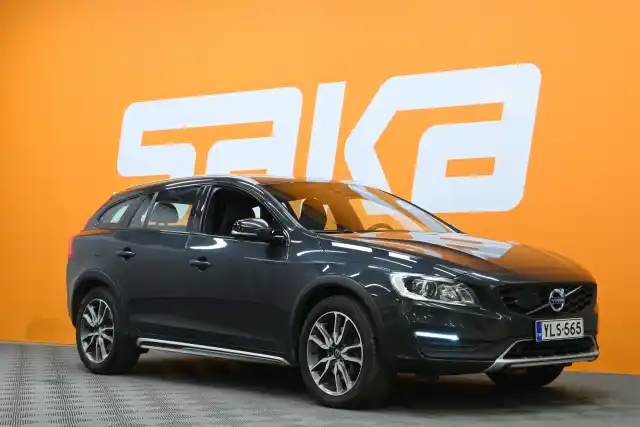 Harmaa Farmari, Volvo V60 Cross Country – YLS-565