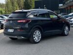 Musta Maastoauto, Opel Grandland X – YLT-189, kuva 4