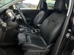 Musta Maastoauto, Opel Grandland X – YLT-189, kuva 6
