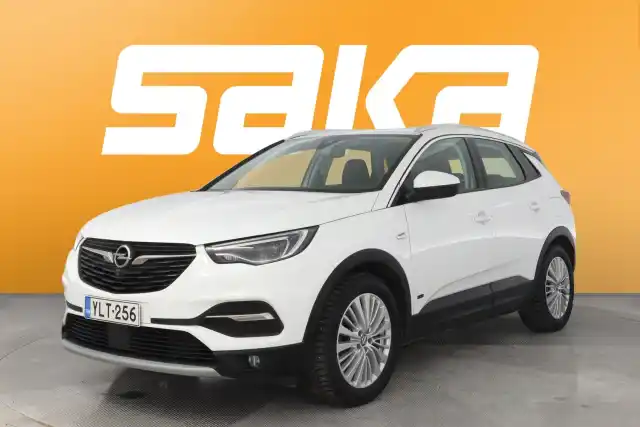 Valkoinen Maastoauto, Opel Grandland X – YLT-256