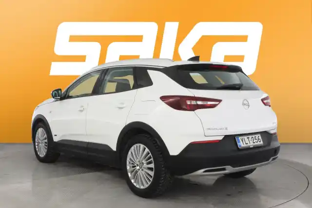 Valkoinen Maastoauto, Opel Grandland X – YLT-256