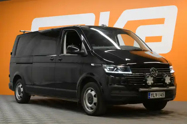 Musta Pakettiauto, Volkswagen Transporter – YLV-145