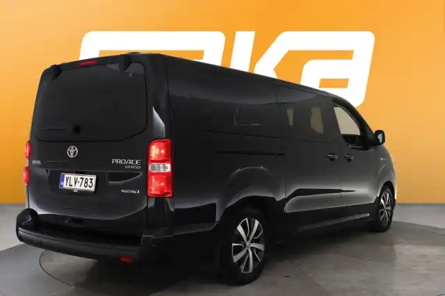 Musta Tila-auto, Toyota Proace Verso EV – YLV-783