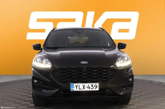 Musta Maastoauto, Ford Kuga – YLX-439