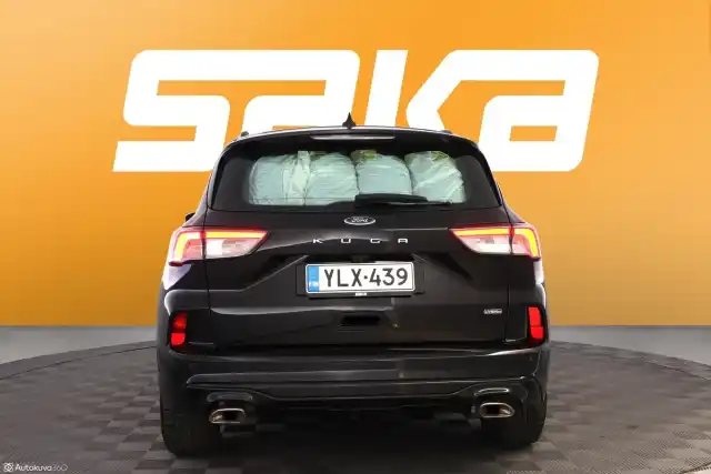 Musta Maastoauto, Ford Kuga – YLX-439