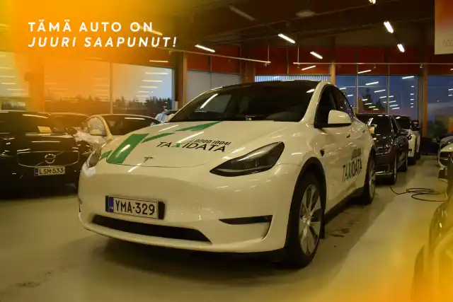 Valkoinen Maastoauto, Tesla Model Y – YMA-329