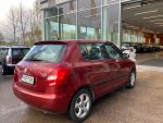 Punainen Viistoperä, Skoda Fabia – YMZ-726, kuva 4