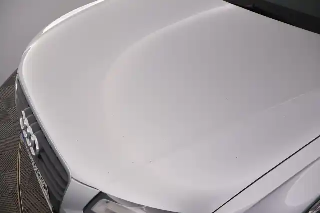 Hopea Sedan, Audi A4 – YVJ-389