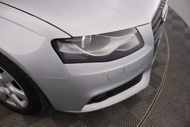 Hopea Sedan, Audi A4 – YVJ-389