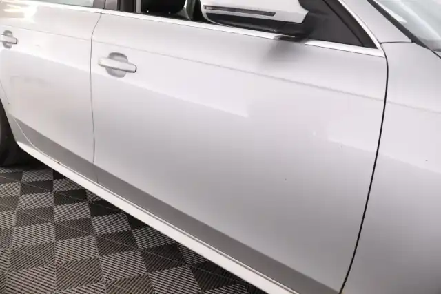 Hopea Sedan, Audi A4 – YVJ-389
