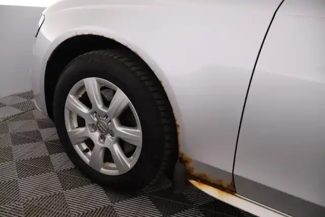 Hopea Sedan, Audi A4 – YVJ-389