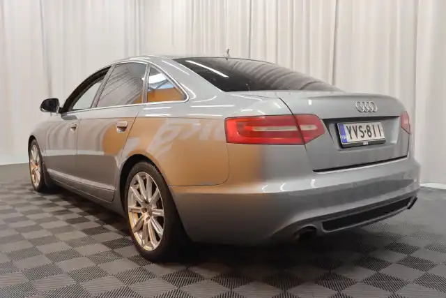 Harmaa Sedan, Audi A6 – YVS-811