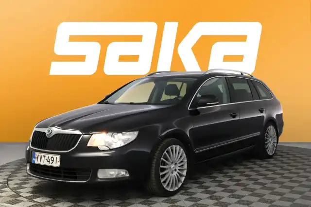 Musta Farmari, Skoda Superb – YVT-491
