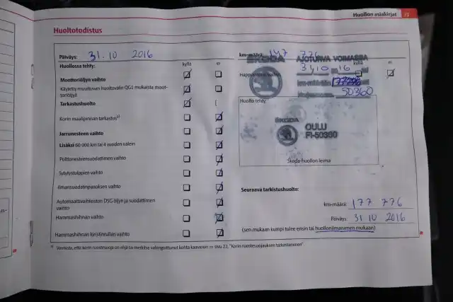 Musta Farmari, Skoda Superb – YVT-491