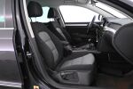 Musta Farmari, Skoda Superb – YVT-491, kuva 10