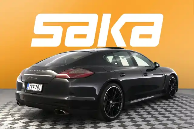 Musta Sedan, Porsche Panamera – YVV-781