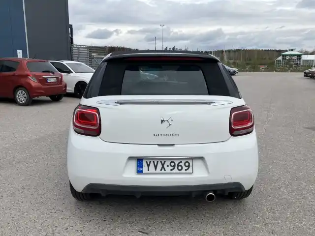 Valkoinen Avoauto, Citroen DS3 – YVX-969
