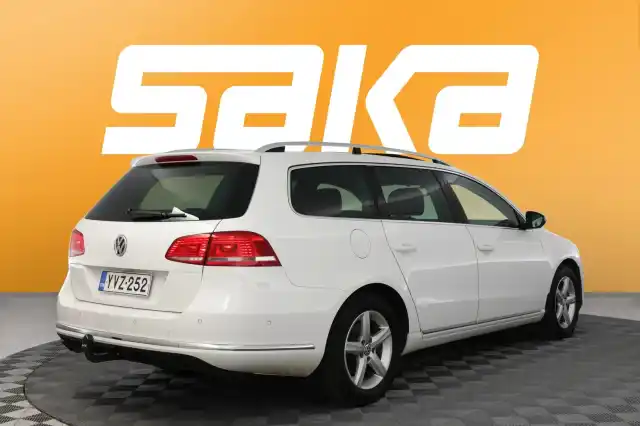 Valkoinen Farmari, Volkswagen Passat – YVZ-252