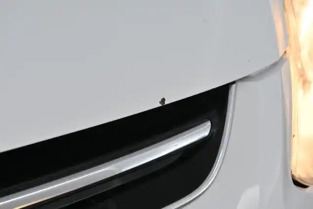 Valkoinen Tila-auto, Ford C-Max – YVZ-414