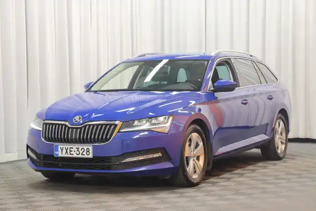 Sininen Farmari, Skoda Superb – YXE-328