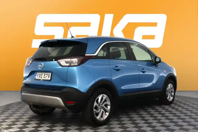 Sininen Maastoauto, Opel Crossland X – YXE-379