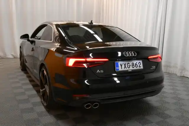 Musta Coupe, Audi A5 – YXG-862