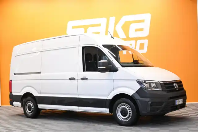 Valkoinen Pakettiauto, Volkswagen Crafter – YXH-109