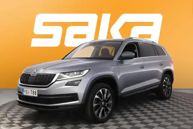 Harmaa Maastoauto, Skoda Kodiaq – YXI-788