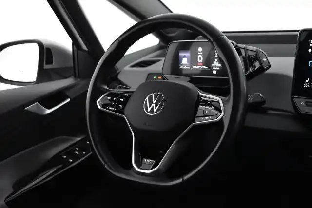 Valkoinen Viistoperä, Volkswagen ID.3 – YXJ-525